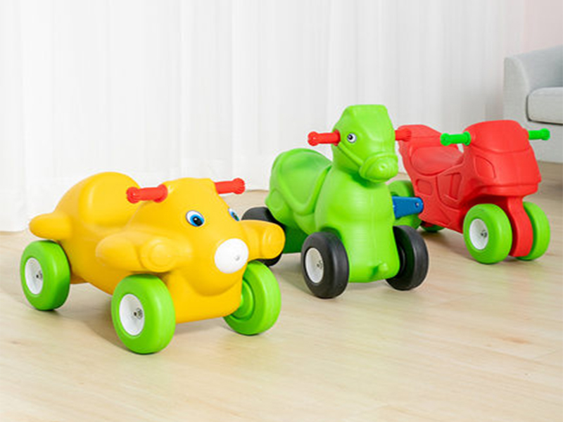 Игрушечные машинки
